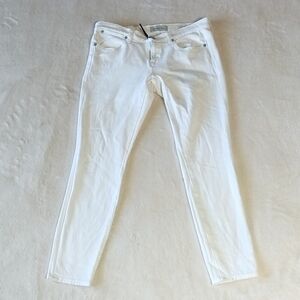Henry & Belle Women's Cream Colored Skinny Jeans. Size 28. New Without Tags
